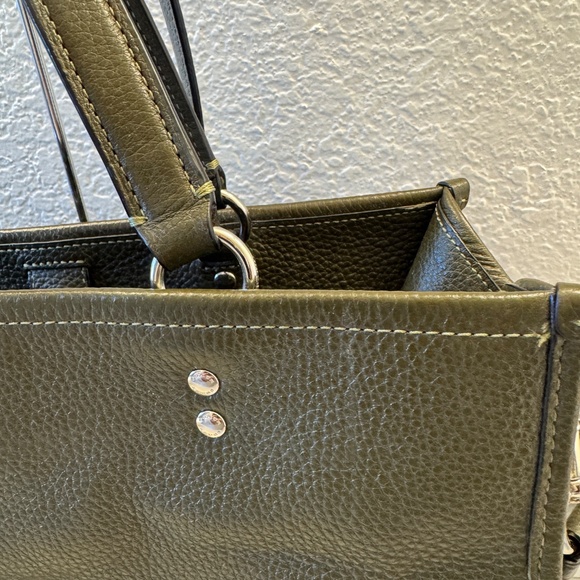 Women's Coach Leather Dempsey carryall tote cargo green D2039-1959 - Picture 9 of 12